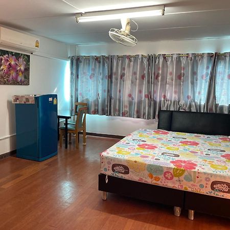 Apartamento Muangthong C3,C4Near Impact Nonthaburi Exterior foto